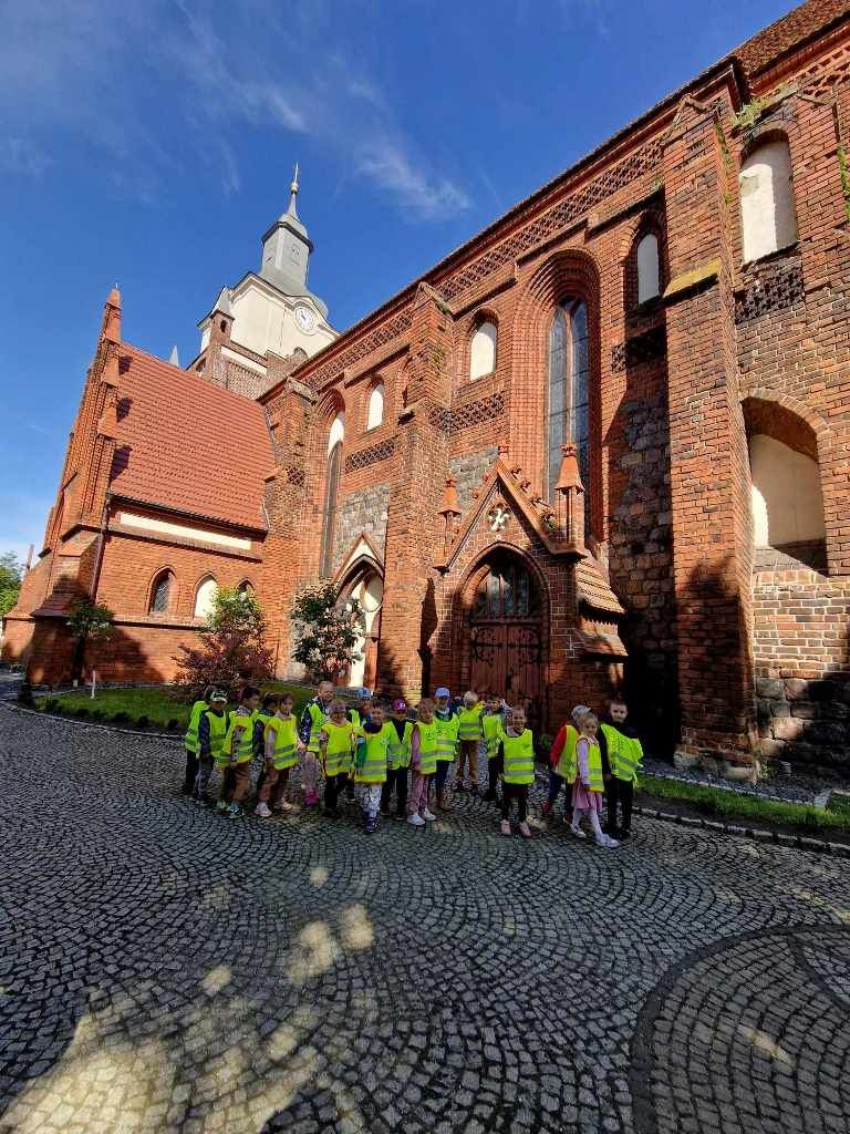 Zdjęcie: Mądre Sówki zwiedzają Mieszkowice