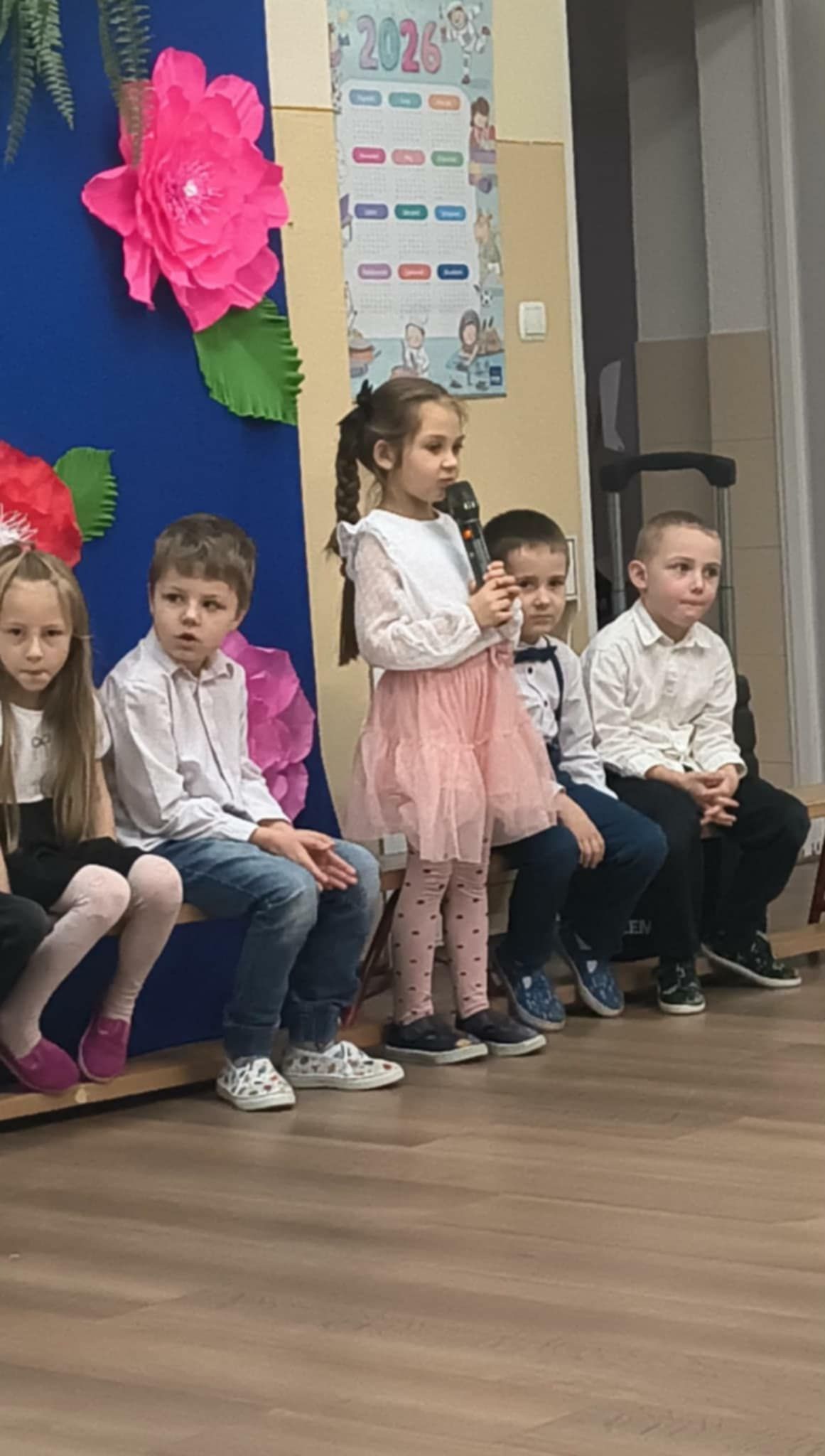 Galeria zdjęć: Dzień Babci i Dziadka w grupie Pszczółek