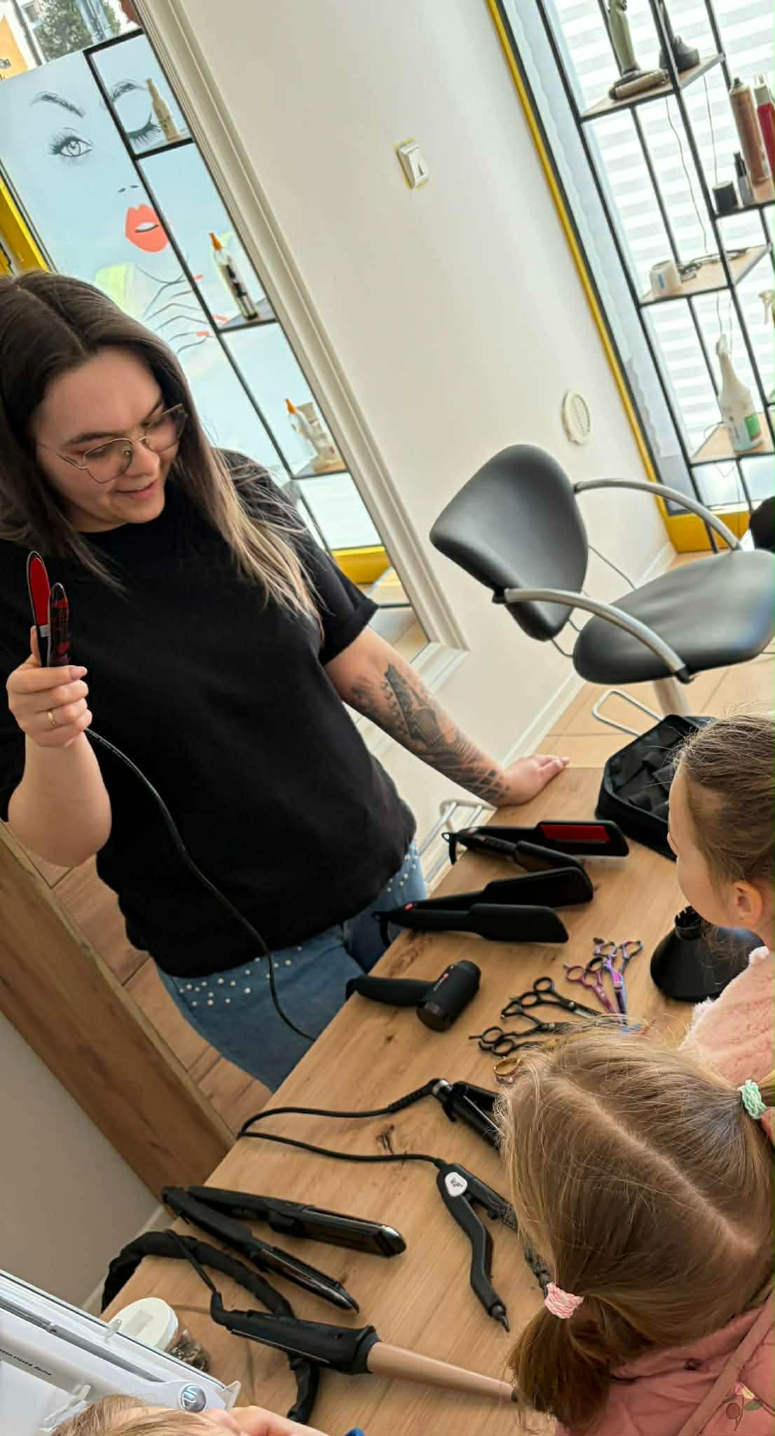 Zdjęcie: Grupa Wiewiórki u fryzjera